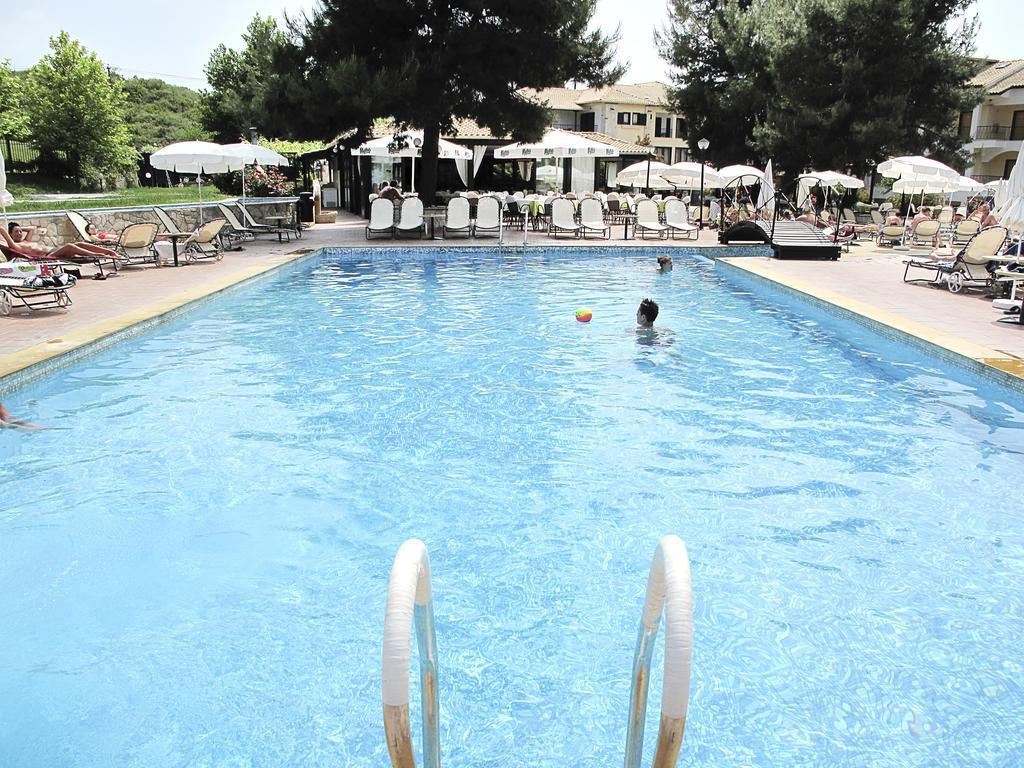 Lesse Hotel Chalkidiki Luaran gambar