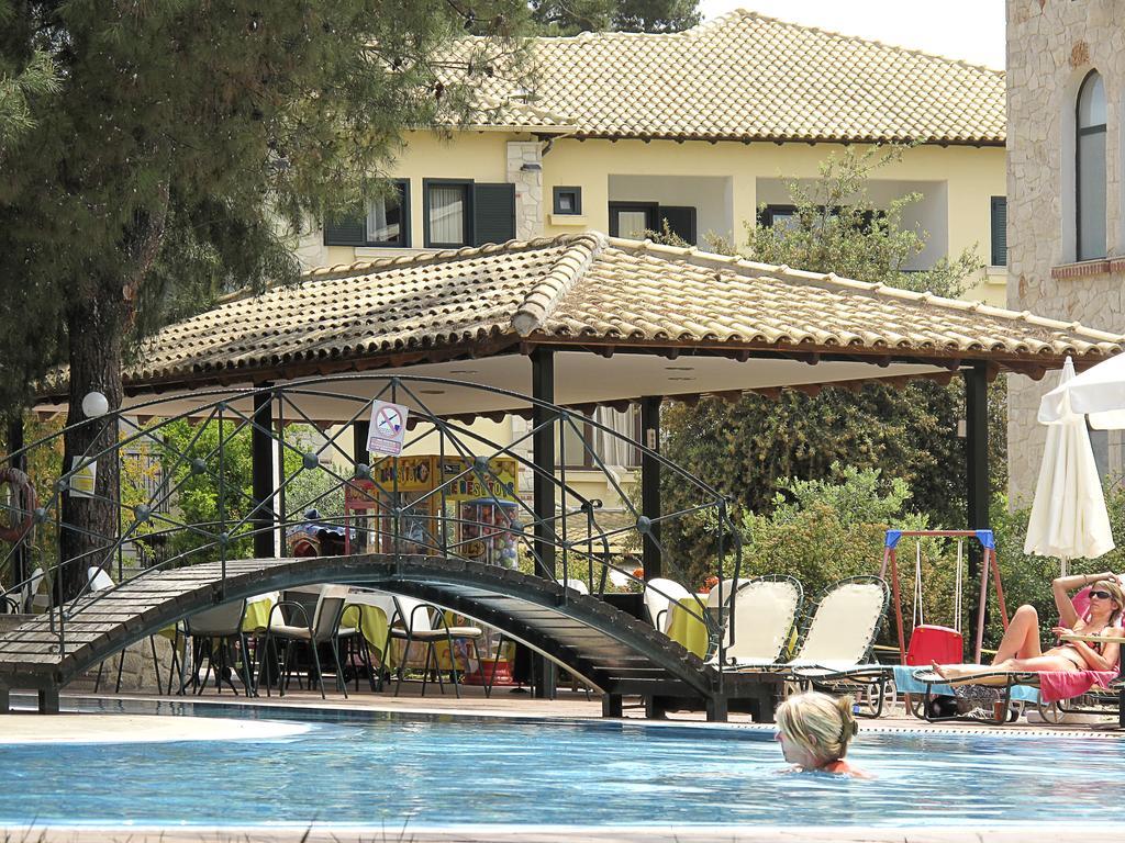Lesse Hotel Chalkidiki Luaran gambar
